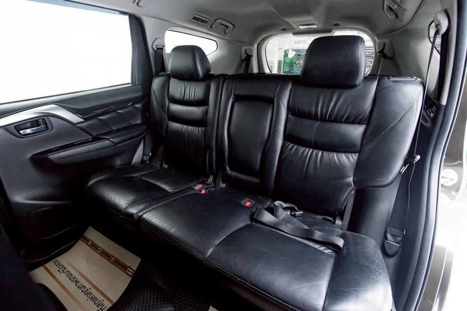 รหัสรถ 1D637 PAJERO 2.4 PREMIUM 4WD 2016