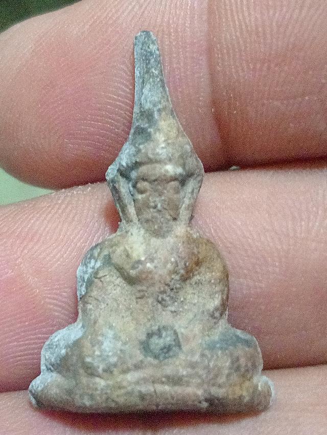 พระเครื่องท่ากระดานหลวงพ่อนารถ 3