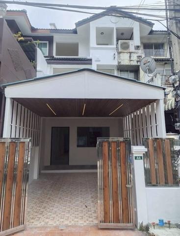 ขายทาวน์โฮม 4 ห้องนอน ซ.สุคนธสวัสดิ์36 รีโนเวทใหม่ ไปเซ็นทรัลอีสวิลล์เพียง 8 นาที 1