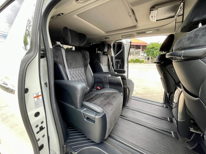 TOYOTA ALPHARD 2.5 SC PACKAGE ปี2018 เช็คศูนย์ 16