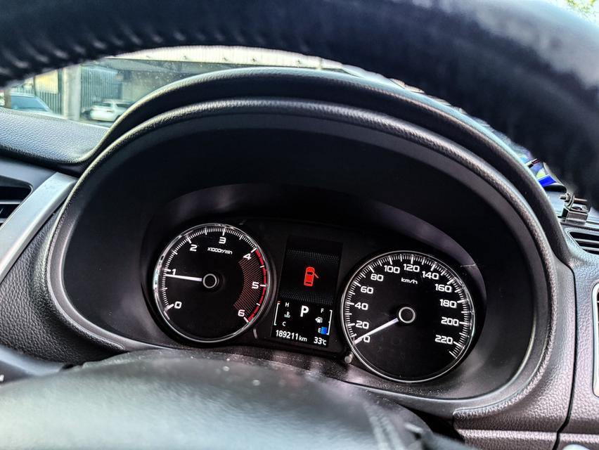 ขาย Mitsubishi Pajero 2.4GT ปี17 7