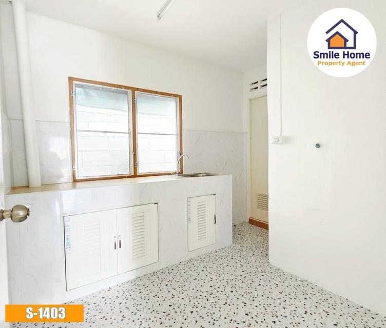 ทาวน์เฮาส์ชั้นเดียว หมู่บ้านแสงตะวัน บางบ่อ รีโนเวทใหม่พร้อมเข้าอยู่ 5