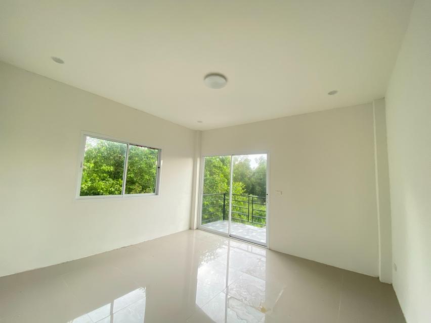 ขาย!! บ้านเดี่ยว 2 ชั้น พื้นที่เยอะ เงียบสงบ (H2SS-315) 10