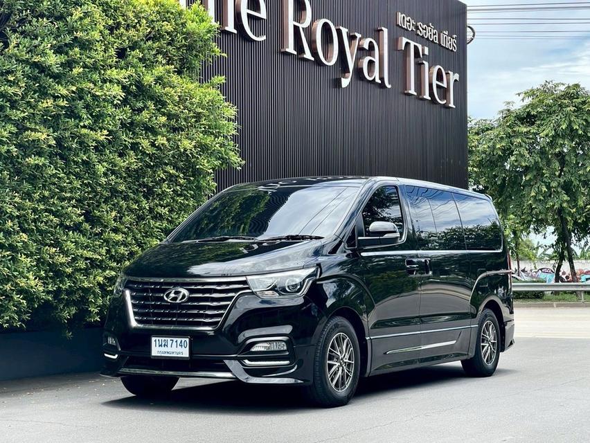 Hyunda H1 2.5 Elite ปี 18 สภาพสวย