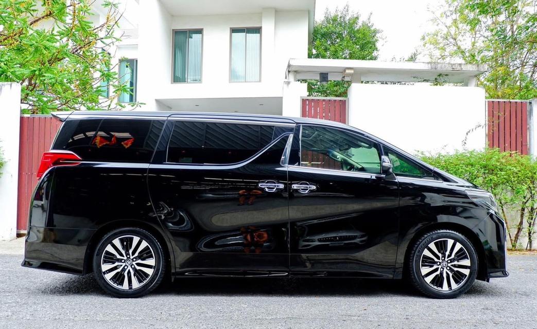 TOYOTA ALPHARD 2.5 SC Package ปี 2019 ไมล์ 150000 km.