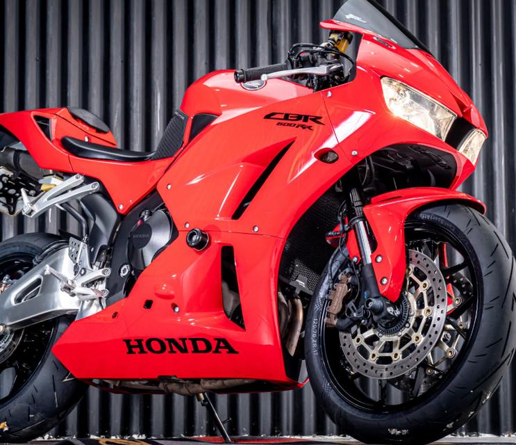 ขายราคาดี Honda CBR600 สีแดง 3