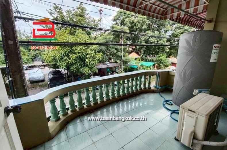 ทาวน์เฮาส์ หมู่บ้าน แอร์วิลล่า คลอง2 เนื้อที่ 16 ตรว. ถนนลำลูกกา ต.คูคต อ.ลำลูกกา จ.ปทุมธานี 8