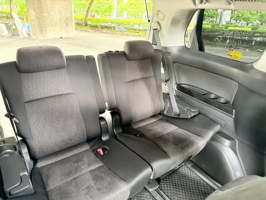 Toyota Vellfire 2.4 Hybrid  E Four AT ปี 2014 14