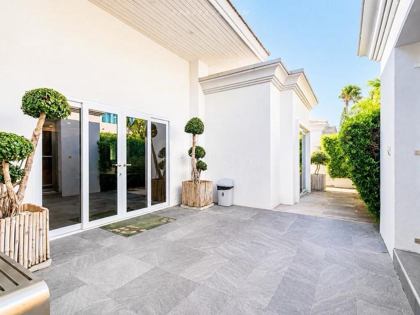 For Rent Only — Luxury Private Pool Villa at Siam Royal View PattayaLuxury private pool villa for rent at Siam Royal View Pattaya 3