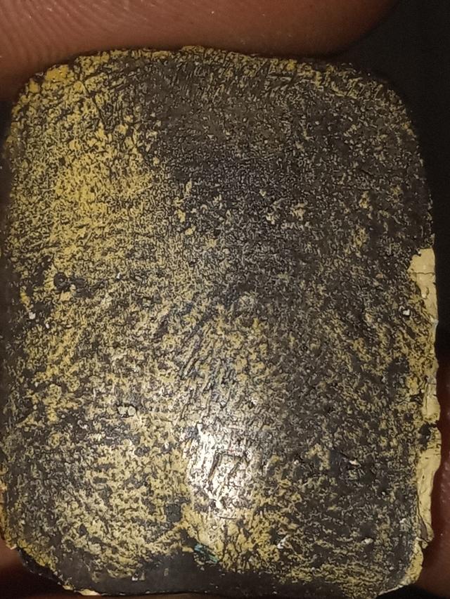 หลวงพ่อปาน พิมพ์ไก่หางพวง 2