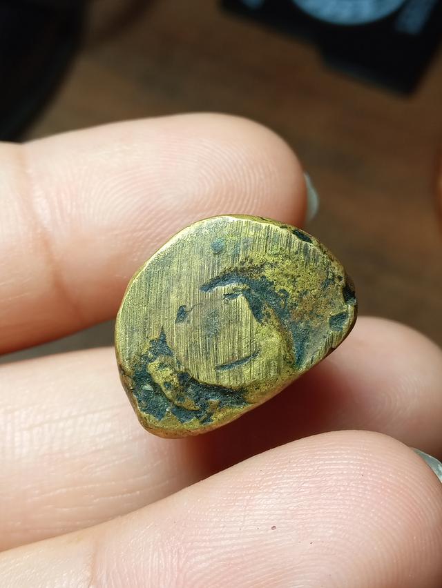 หลวงพ่อเงินวัดบางคลานเก่าล้างหิ้ง 3