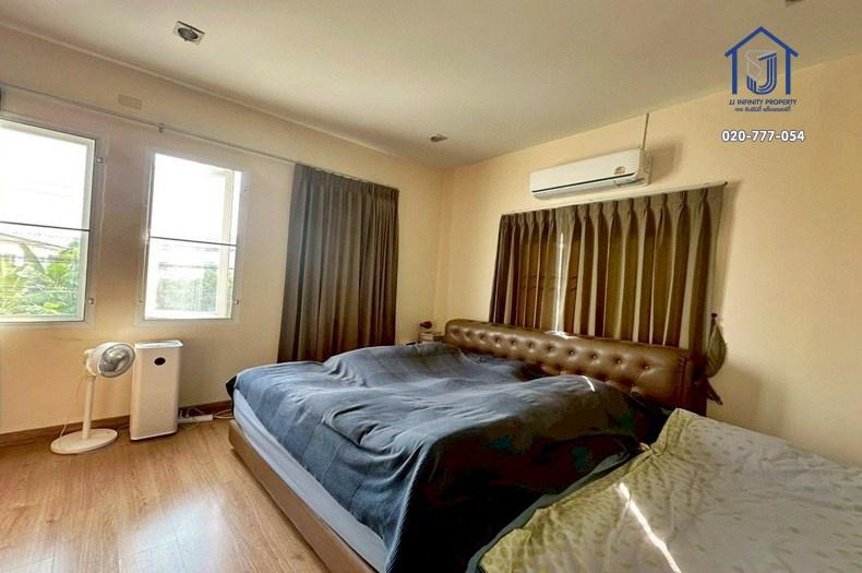 ขายทาวน์โฮม 2 ชั้น หมู่บ้านโกลเด้น ทาวน์ เกษตร-ลาดปลาเค้า ซอยลาดปลาเค้า 72 หลังมุม ใกล้รถไฟฟ้าสายสีชมพู 9