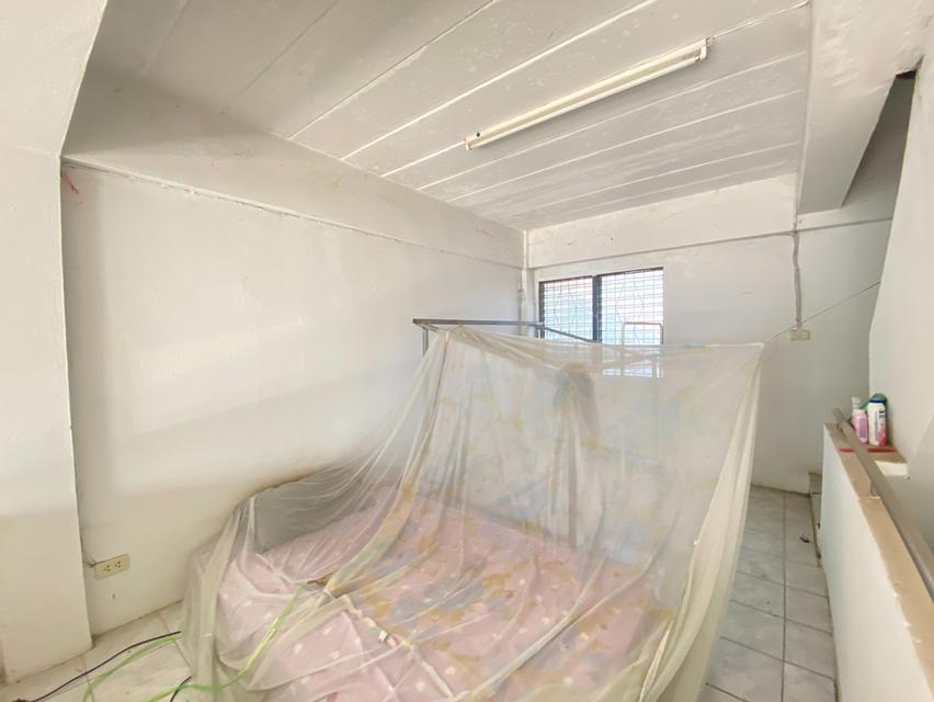 ขายด่วน!! อาคารพาณิชย์ 2 คูหาด้านหน้าทะลุกัน ทำเลดี จ.อุดรธานี (OSS-098) 10