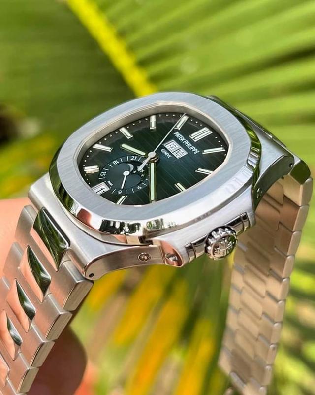 Patek Philippe Nautilus 3