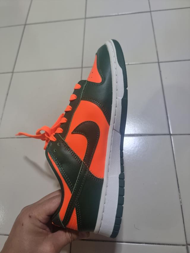 ขายรองเท้า NIKE DUNK LOW ไซส์ 42" ราคา 2,500 บาท 4