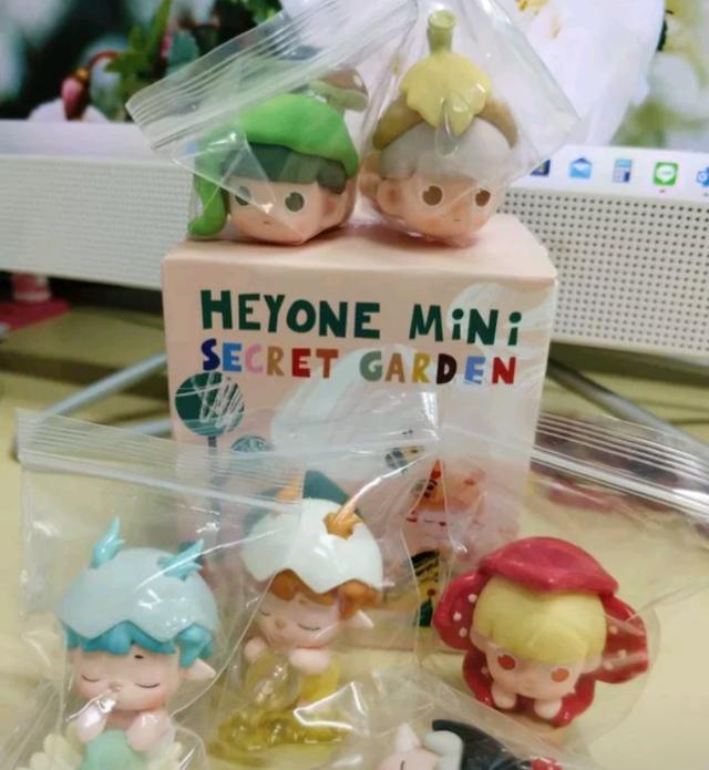 Heyone Mini - Secret Garden