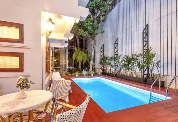 รูป URGENT Private Luxury Pool Villa for RENT near BTS / MRT 400 sqm. Private Pool Villa House 3