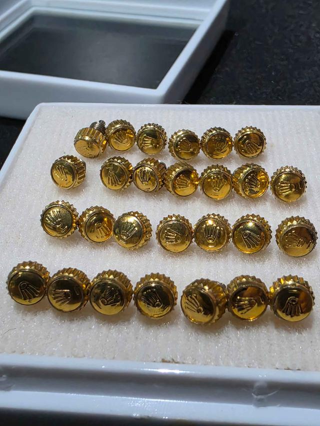 A.อะไหล่ เม็ดมะยม ROLEX WATCH CROWN เม็ดมะยม โรเล็กซ์ ** ราคาต่อ 1 เม็ด ** นาฬิกา ของเก่าเก็บ สวยหายาก รุ่นเก่า ขายตามสภาพ พร้อมส่ง