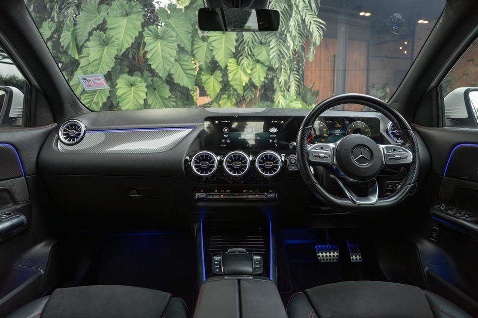 “Mercedes-Benz GLA200 AMG Dynamic“ ปี 2023 👀เข้าใหม่วันนี้! 56,xxx km. งานดี พร้อมรับกลับบ้าน! 3