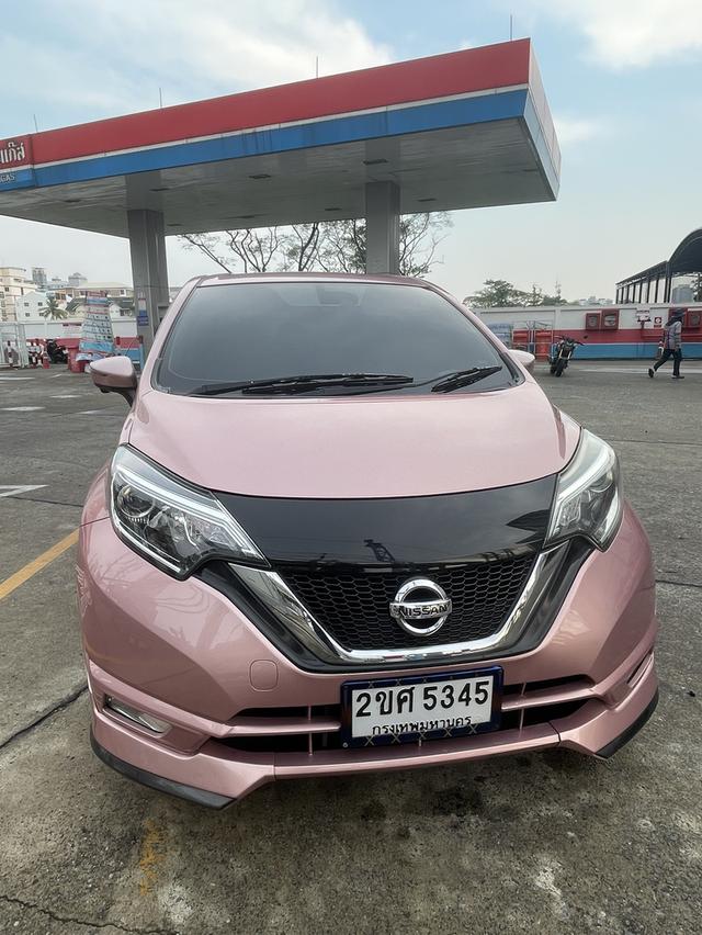 ขายรถบ้านใช้เอง Nissan note 2018 สีชมพู 195,000 บาท