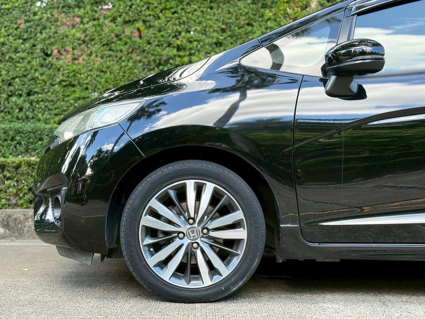 รหัสรถ PJP758 2015 HONDA JAZZ 1.5 SV i-VTEC 18