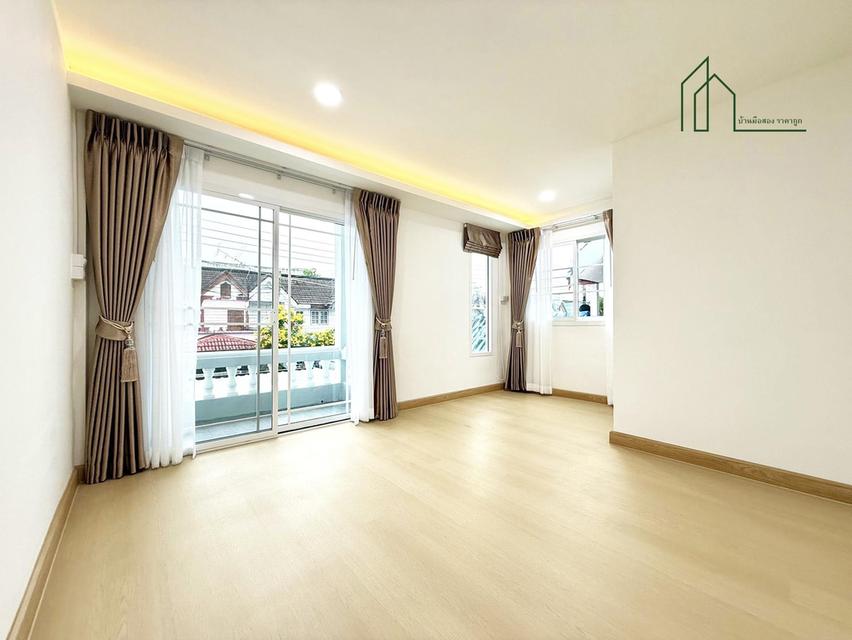 บ้านหลังมุม แต่งสวยพร้อมอยู่ หมู่บ้านคราประยูร ทวีวัฒนา - กาญจนาภิเษก 28  13