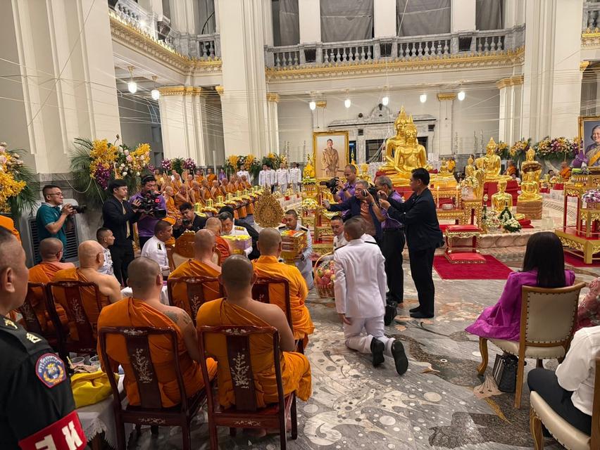 เหรียญหล่ออาร์มบอร์นชุบเงินลงยาเหลืองหลวงพ่อโสธร รุ่น ประวัติศาสตร์ตำรวจ ๒๕๖๘ 12