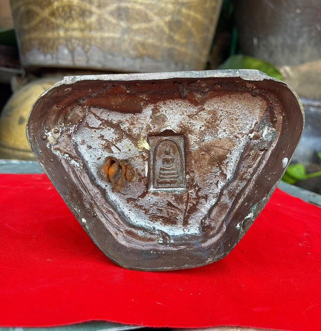 พระบูชาหลวงพ่อกัน วัดเขาแก้ว นครสวรรค์ หน้าตัก5นิ้ว เนื้อทองเหลือง ปี36 รูปย่อยที่ 4