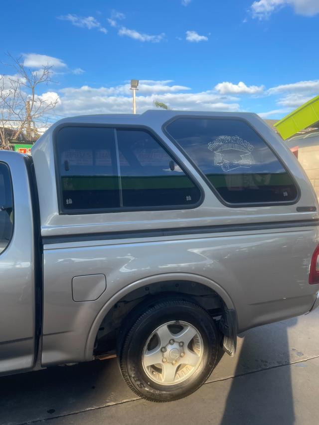 รถกระบะ อีซูซุ ดีแมก 2