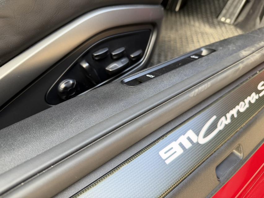 Porsche 911 Carrera S Carbon Package 2021 🚀 ⚡️ สภาพสะสม ป้ายแดงยังอาย! ใช้งานน้อยจัดๆ รูปที่ 11