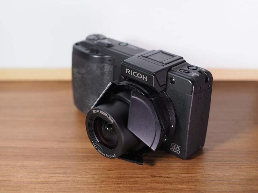 ส่งต่อกล้อง Ricoh GX200 4