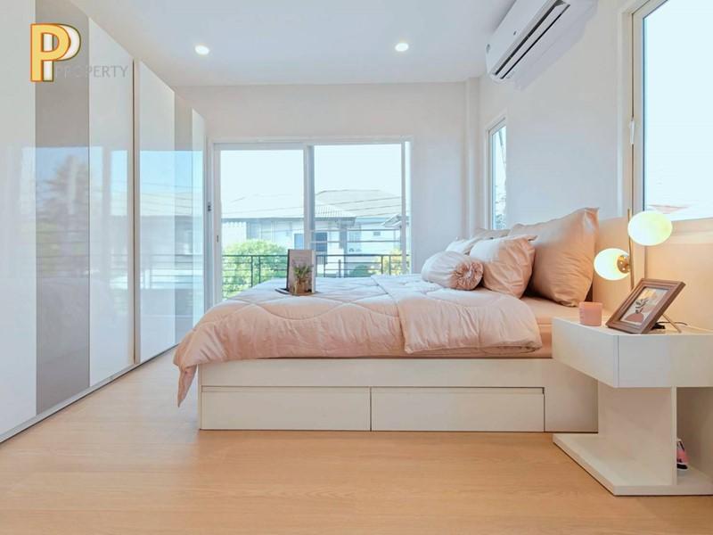 บ้านเดี่ยว Luxury Home รีโนเวทใหม่ทั้งหลัง พร้อมอยู่ โครงการ Centro ศรีนครินทร์–บางนา ประเวศ กรุงเทพมหานคร 10