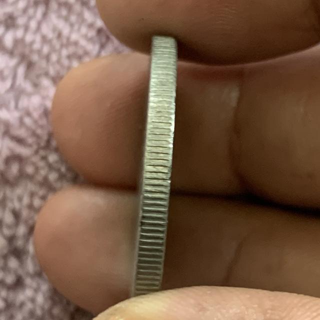 เหรียญกษาปณ์ที่ระลึก พระราชพิธีมหามงคลเฉลิมพระชนมพรรษา 6 รอบ (72 พรรษา) รูปที่ 6