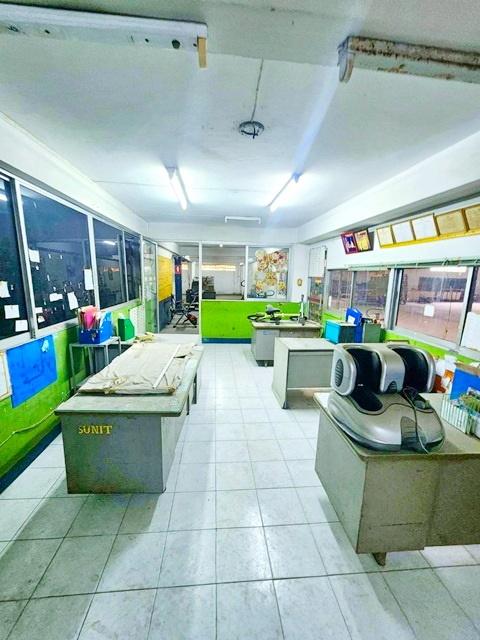 รถเทเลอร์ 18 ล้อเข้าได้ ให้เช่าโกดังพร้อมสำนักงาน 220 ตร.ม. ถ.สุขสวัสดิ์ 64-74 ประชาอุทิศ-บางครุ พระประแดง 6