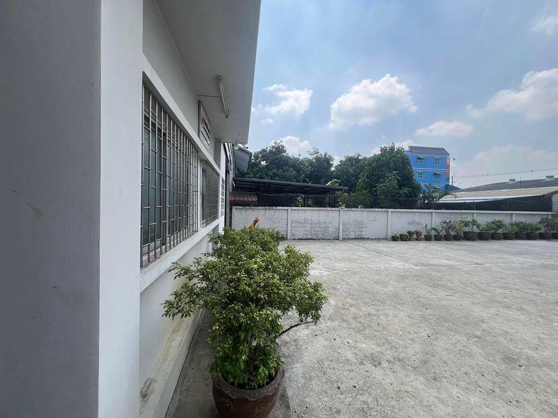 9Forrentให้เช่าโกดังพร้อมสำนักงาน ถนนพระองค์เจ้าสาย4 ทะลุถนนลำลูกกา รหัส  B939 7