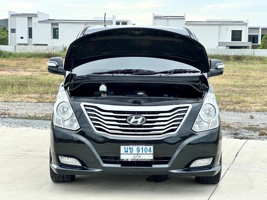 2016 Hyundai h1 16