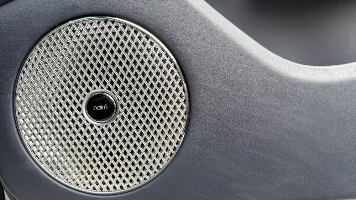 Bentley Flying Spur 2.9 Hybrid 4WD 2022จด23 สีขาว รถศูนย์ AAS วารันตียังเหลือต่อได้ ออฟชั่นเต็มสุด รูปที่ 14