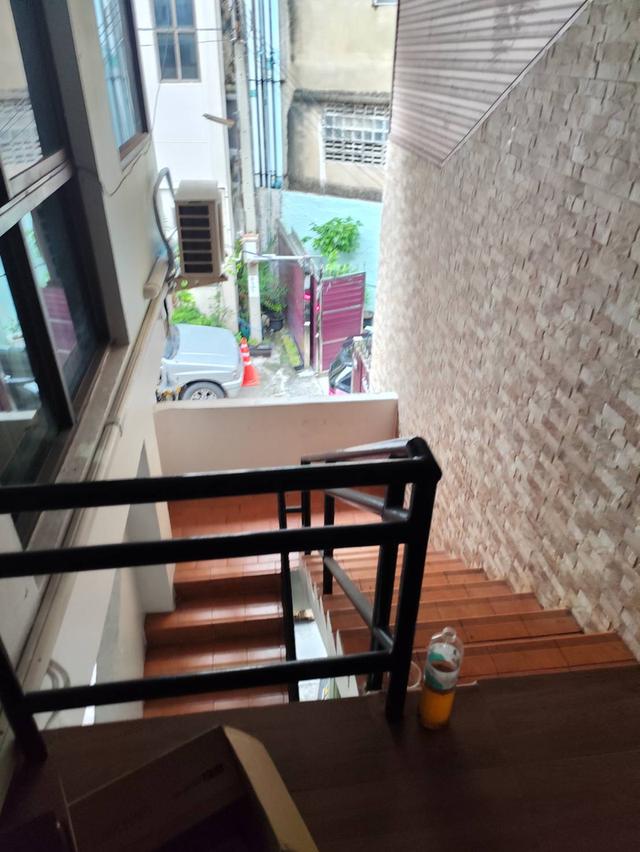 SALE NICE TOWN HOUSE 3 STROY WITH TENANT INCOME IMMIDIATELY OR NEGOTAION AT SUKHUMVIT44 รูปที่ 15