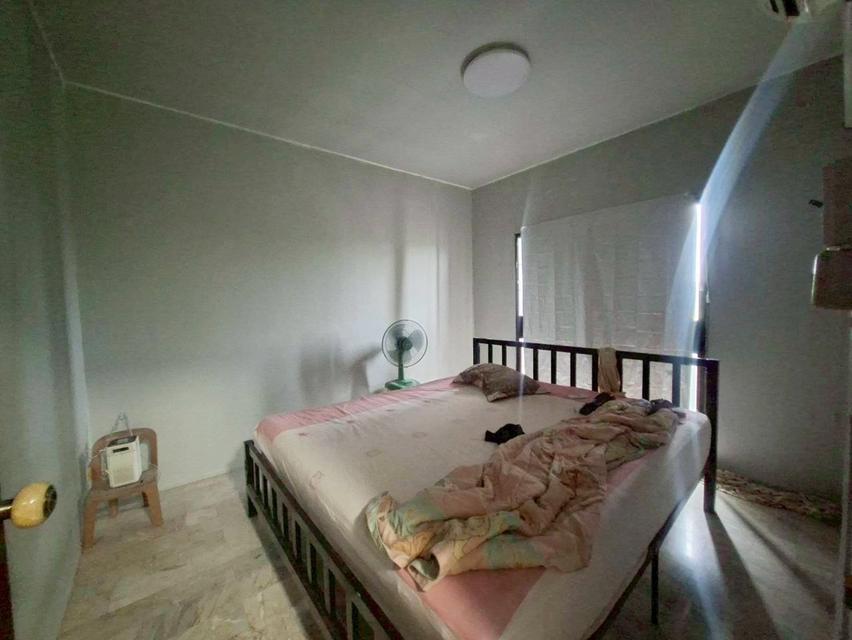 ขายบ้าน 2 ชั้น พร้อมโรงจอดรถ หมู่บ้านพรธิสาร5 คลอง7 10