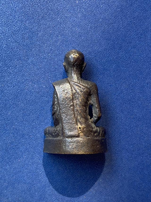 รูปหล่อกริ่งหลวงปู่ริม วัดอุทุมพร สุรินทร์ รูปย่อยที่ 2