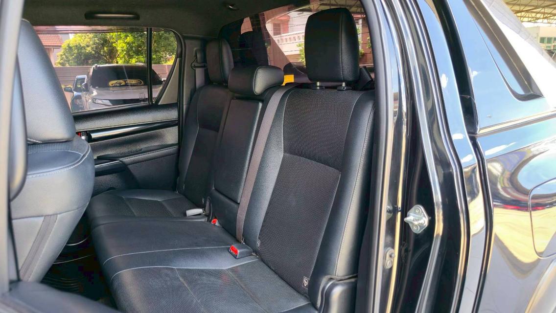 Toyota Revo 2.8 G Prerunner A/T ปี2018 17