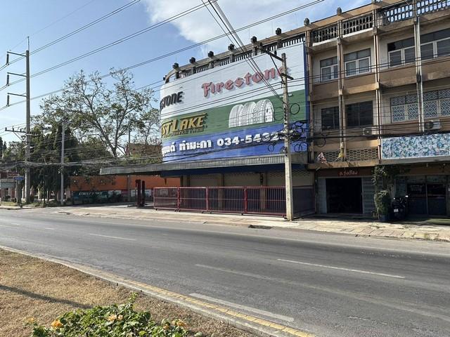 ขายตึกแถวอาคารพาณิชย์ 3 ชั้นครึ่ง ติดถนนแสงชูโต ท่ามะกา จ.กาญจนบุรี 2