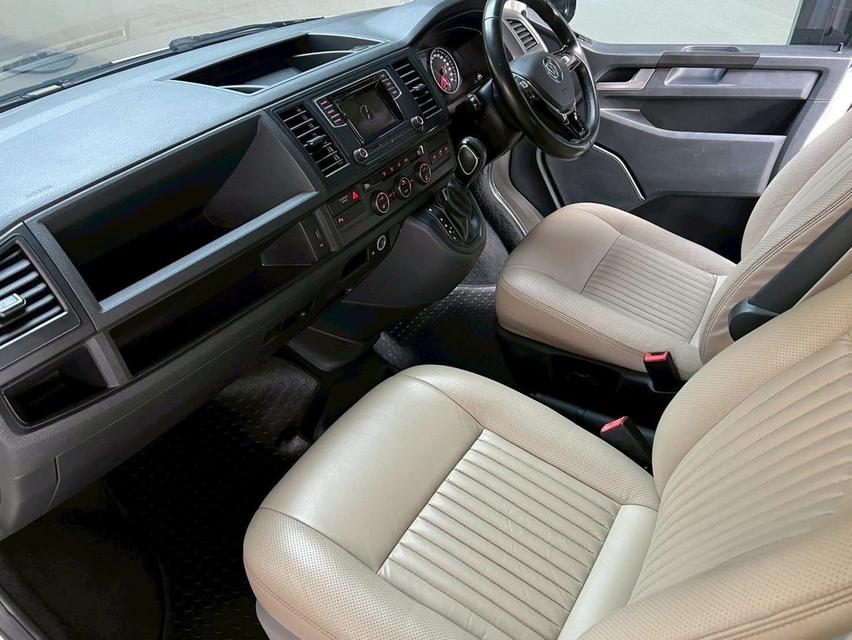 Volkswagen Caravelle 5