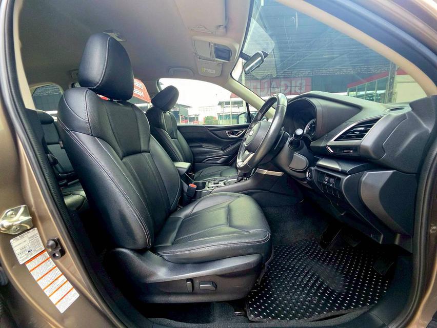 รหัสรถ SEZ4658 Subaru Forester 2.0 i-L AWD เกียร์ ออโต้ เบนซิน สี น้ำตาล ปี 2020 9