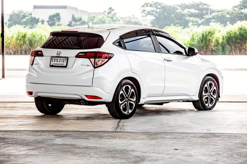Honda Hrv 1.8 EL สีขาว ปี 2016