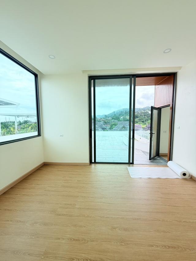 LUXURY VILLA FOR SALE – LAGOON CHALONG 16