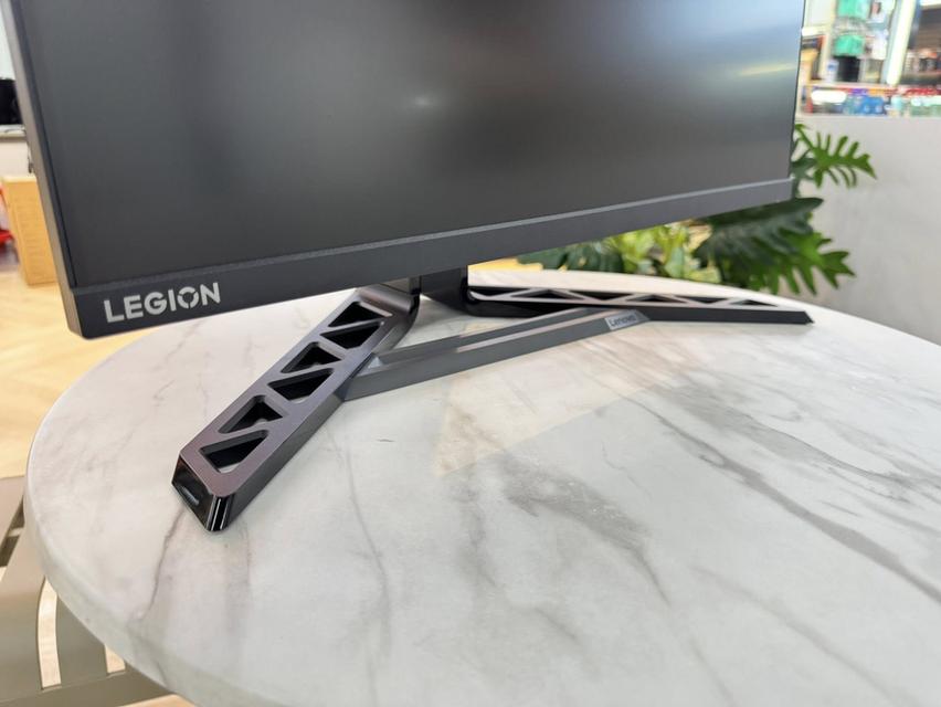 หน้าจอเกมส์มิ่ง Lenovo 4