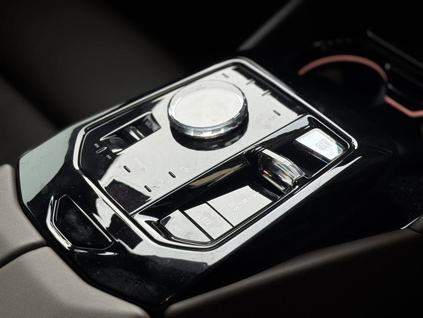 2024 BMW 520d M Sport Pro G60 ไมล์ 4,xxx กม.(รถสวย ไมล์น้อย สภาพนางฟ้า) 9