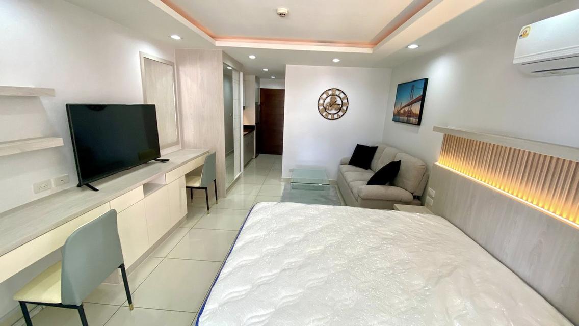 Hyde Park 2 Pattaya Phatumnak Hill 5