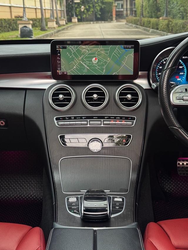 Benz C220d AMG Dynamic รุ่น Top ดีเซลล้วน W205 ปี 2022 หลังคาแก้ว ใช้งานน้อย 9 หมื่นโล รูปที่ 16